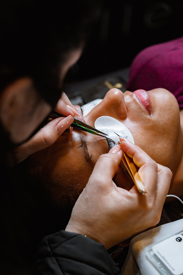 Elleebana Eyelash Extensions Beginners Volume Course Elleebana Eyelash Extensions Beginners Volume Course